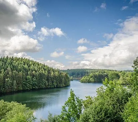 L'aurore Des Hautes Fagnes 30 Pers- Malmedy, Vue Exceptionnelle, Wellness Holiday home *