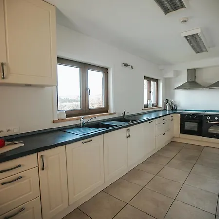 L'aurore Des Hautes Fagnes 30 Pers- Malmedy, Vue Exceptionnelle, Wellness Ferienhaus